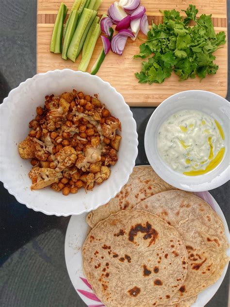 Fifi Shawarma (@fifishawarma) / Twitter.